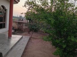 Padda Farm house, hotel i Patiala
