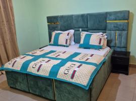 G and E Guesthouse, Hotel in Kumba