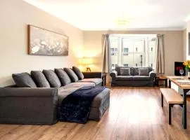 Spacious - Central - King Beds - Fast Wi-Fi