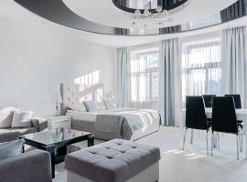 Kamienica Pod Neptunem - Rynek Puck - Śniadanie w cenie - 200m do Molo, hotel u gradu Puk