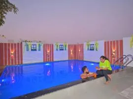 ll EMPYREAN STAY ll THE LOVE SHAKE ll 2BHK ll AC ll PRIVATE POOL ll BACHELORS FRIENDLY ll