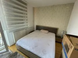 Sunny Apartment Center