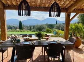 Villa provençale climatisée, piscine chauffée, vue magnifique