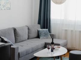 SK Blue apartment: Lukavica şehrinde bir otel