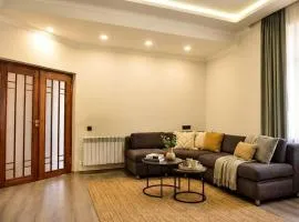 Goris Modern Comfort Home