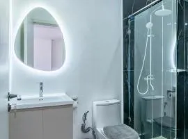 Pinecrest View Apartment