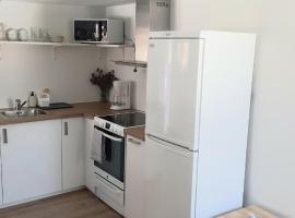 Stuga PETEL, hotel a Färjestaden