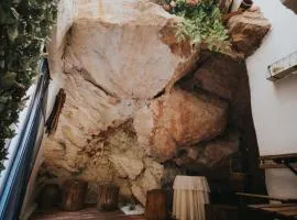 Casa de la Cueva