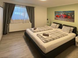 Roses Apartment Prijeten apartma za dve osebi，門奇斯的飯店