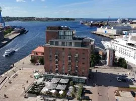 Hafenromantik und Wasser satt, Luxus-Appartement im historischen Speicher