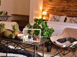 Peryn Suites, hotel a Hoima