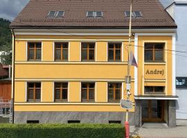 Penzion Andrej โรงแรมในรูชอมแบรอค