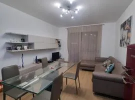 Appartamento piano terra con cortile e parcheggio