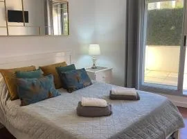 Apartment by the sea & town