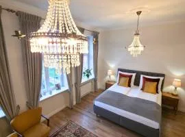 Olives Marina Apt Steps to Basilica & Motława