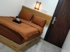 Bandar Lampung Nfs Hostel x krui, hotel din Bandar Lampung