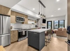 Modern mountain luxury with stunning views