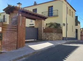 Can Santaulària de El Far d'Empordà