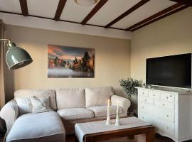Ferienhaus Lisa am Silbersee, hotelli kohteessa Frielendorf