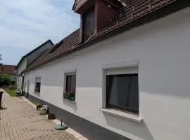 Lindo - Historischer Streckhof