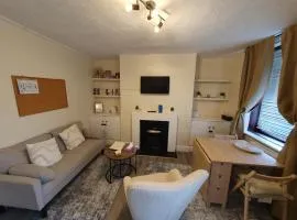 Cosy Buxton Escape - 3 Bedroom Modern Home