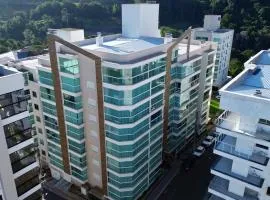 Apto das Buganvílias - 2 Quartos, Ato todo climatizado- Ao lado do centro de eventos e apenas 150m do Parque Termal