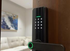 شقة Pax مخدومة فاخرة, hotel a Buraydah