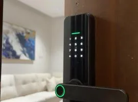 شقة Pax مخدومة فاخرة