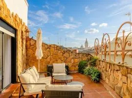 Castle View Luxury Duplex with Private Terrace
