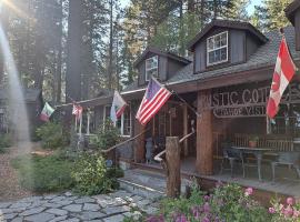 Rustic Cottages、タホ・ビスタのホテル