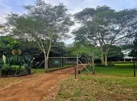 Schuilhoek Farm House at Ngweni Private Game Farm