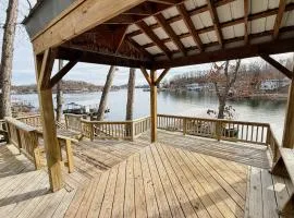 Fox's Den Your Lakefront Escape with Dock and Stunning Views