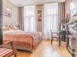Elegant Prague Center Studio - Historic Building