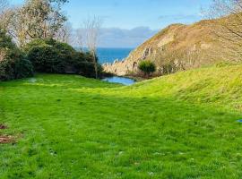 Wee Knockinaam, Portpatrick - clifftop seaview, ξενοδοχείο σε Portpatrick