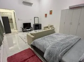Furnished studio
