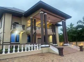 Nanani Luxury Villa - 4 Bedrooms