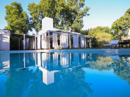 Suite privada Mariposa Amarilla- Santa Fe, Hotel in Colastiné