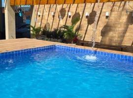 Aurora Grand Family Hotel, hôtel à Peruíbe