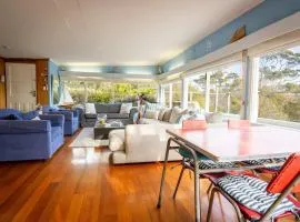 The Shack - Beachside At Binalong