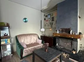 Deep House Trip - Music, Art & Freedom