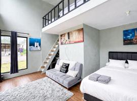 Talaga Artea Glamping Pangalengan RedPartner, hótel í Palayangan