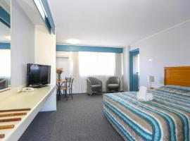 Reef Resort By Coastal Letting, hotel sa Mackay West