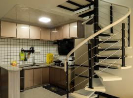 Locals-353, hotelli Fangchengissa