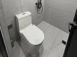 Locals-689, viešbutis mieste Čančunas