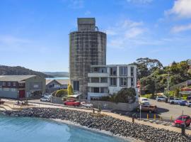 The Silos Apartments, хотел в Раглан