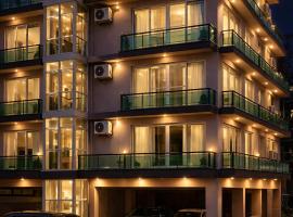 TATA Vista Resort - Centrally Heated & Air Cooled, Mall Road Manali, hotell sihtkohas Manāli