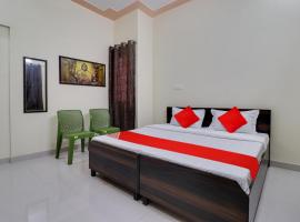 Hotel O DIVINE HOME โรงแรมในJhājra