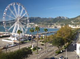 Conte di Morelia، فندق في ساليرنو