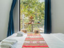 Puluong Top View - Panorama House, Hotel in Lũng Tiềm