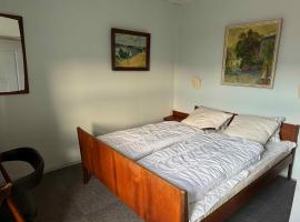 580 M2 Countryside Idyll With Activity Room, ξενοδοχείο σε Haderslev